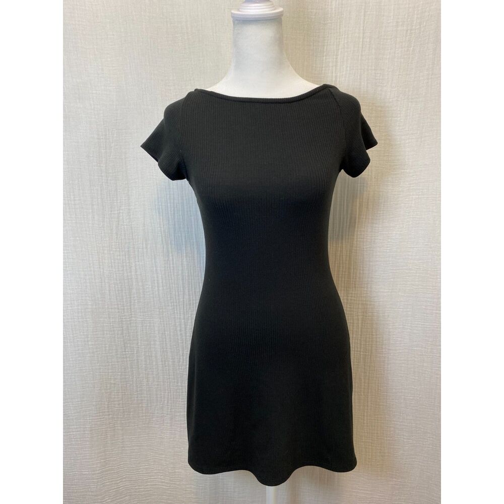 Urban Outfitters Bodycon Dress Women's Size M Black Short Sleeve Low Back